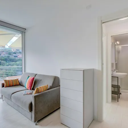 Adelasia 01 - Shared Pool And Parking - Happy Appartement Alassio